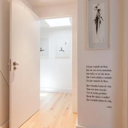 Casas Da Baixa - Jules & Madeleine * Лісабон