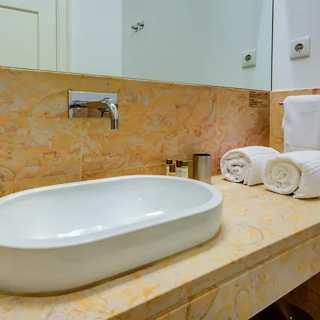 Casas Da Baixa - Jules & Madeleine Lisbon